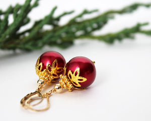 14mm Red Christmas Ball Earrings in Gold