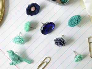 Blue and Green Flower Push Pin Set