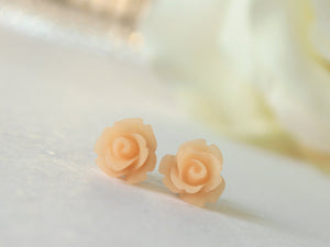 Single Bloom Studs in Frosted Peach Rose