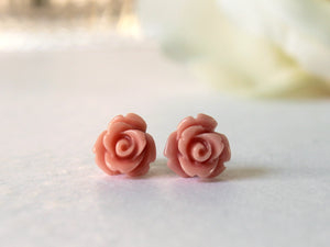 Single Bloom Rose Stud Earrings in Salmon Pink