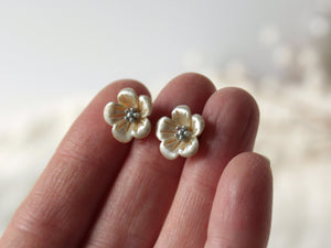 Gold Metallic Flower Earrings