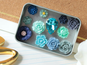 Blue and Green Flower Magnet Set