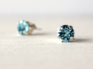 March Birthstone Stud Earrings in Aquamarine