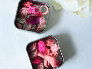 Pink Flower Push Pin Set