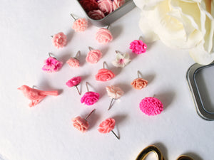 Pink Flower Push Pin Set