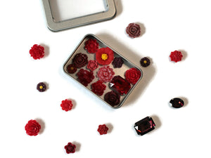 Red Flower Magnet Set