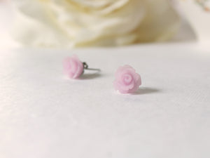 Single Bloom Rose Stud Earrings in Frosted Lilac