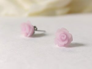 Single Bloom Rose Stud Earrings in Frosted Lilac