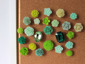 Green Flower Push Pin Set