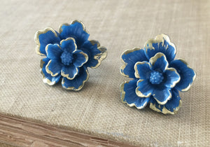 Large Single Bloom Studs in Blue Sakura