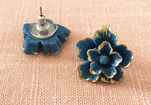 Large Single Bloom Studs in Blue Sakura