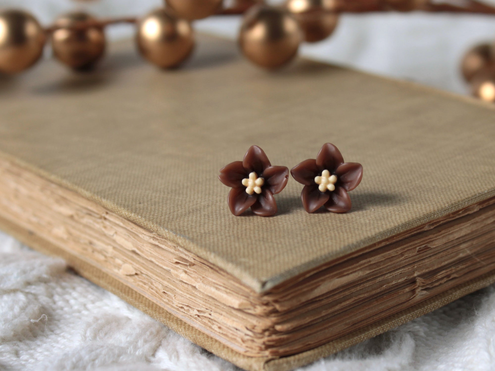 Brown Pinwheel Flower Earrings