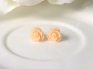 Single Bloom Studs in Frosted Peach Rose