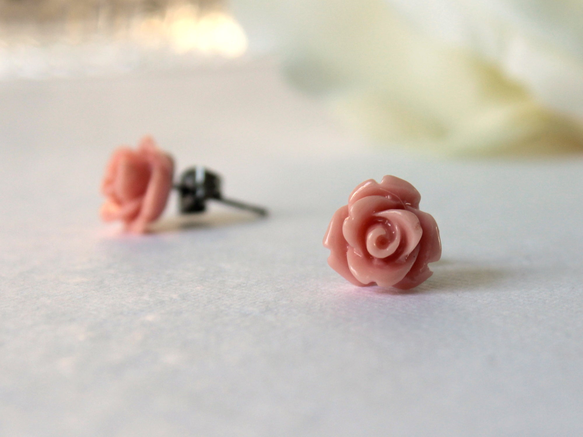 Single Bloom Rose Stud Earrings in Salmon Pink