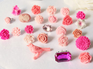 Pink Flower Push Pin Set