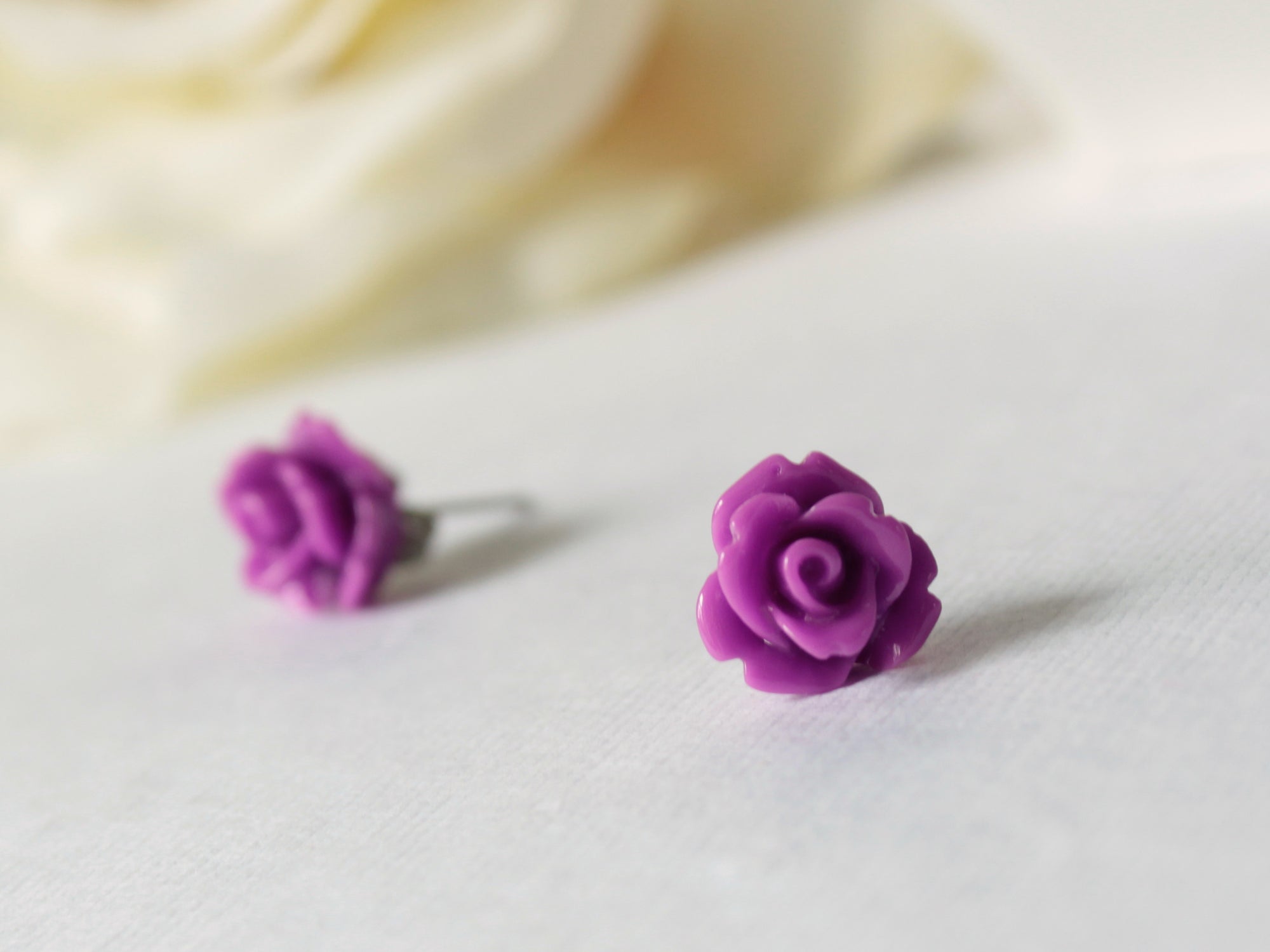 Single Bloom Rose Stud Earrings in Byzantium Purple